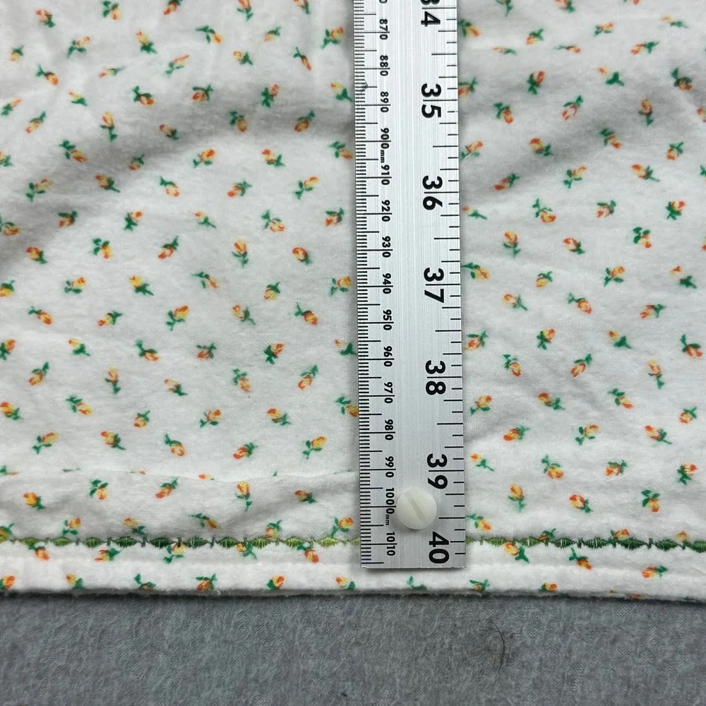 Vtg Soft Flannel Baby Receiving Blanket Floral Print Green Embroidery 39x39